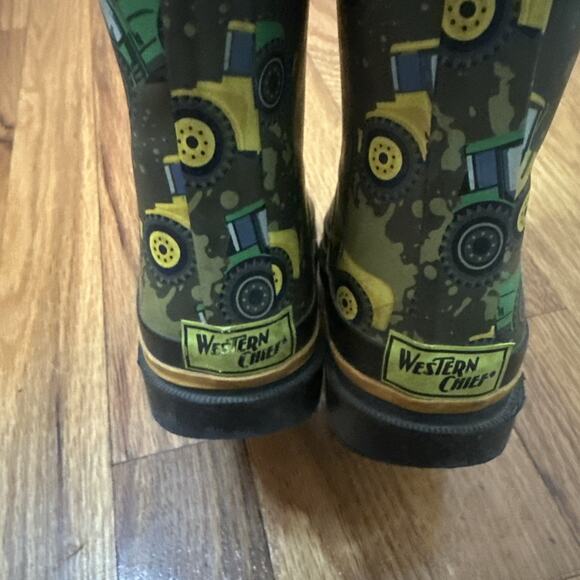 Western Chief Boys' Tractor Tough Rain Boot - 2410788B Size 10 - Picture 5 of 6